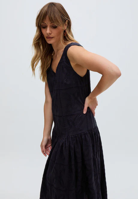 Black Fully Tailored Low-Waist Midi Dress